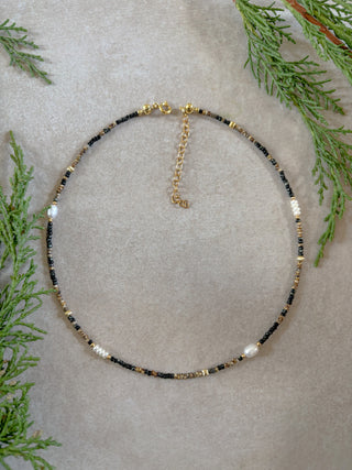 Vintage Pearl Beaded Necklace
