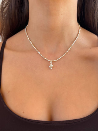 Pebble Conch Beaded Necklace