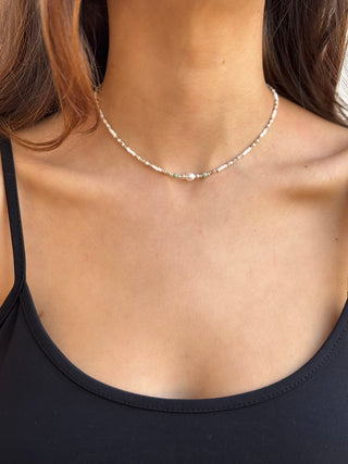 Pretty Pearl Beaded Necklace